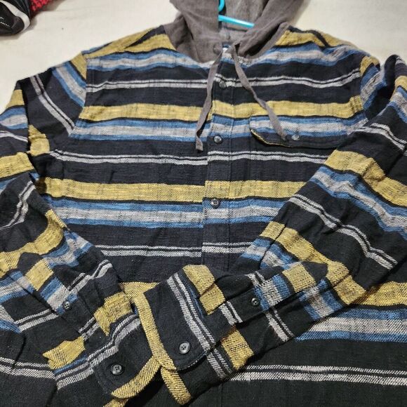 sonoma hooded Flannel Button Down Shirt For Men Size Small Striped  New - Picture 5 of 8